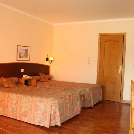 Hotel Mh Dona Rita 3*